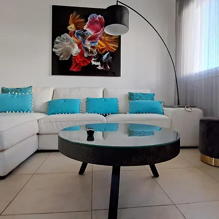 Million Flowers Протарас